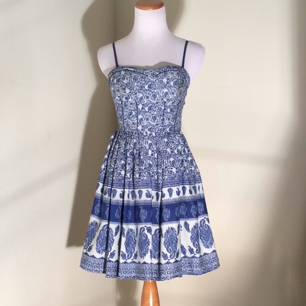 American Rag dress.  Excellent condition!